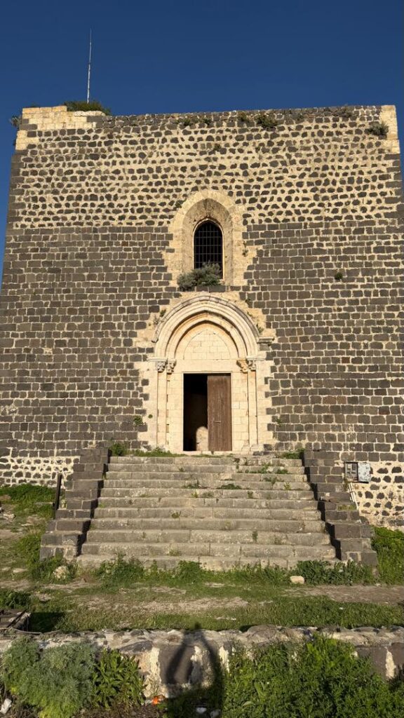Le château de Marqab : la gigantesque forteresse noire des Croisés en Syrie whatsapp image 2026 07 01 at 5.18.59 pm (18)