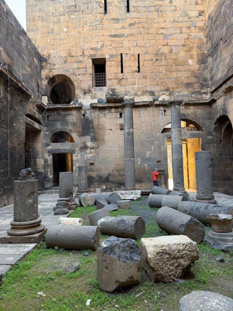 Le théâtre romain de Bosra : le théâtre antique le mieux conservé au monde whatsapp image 2026 07 14 at 11.21.20 am