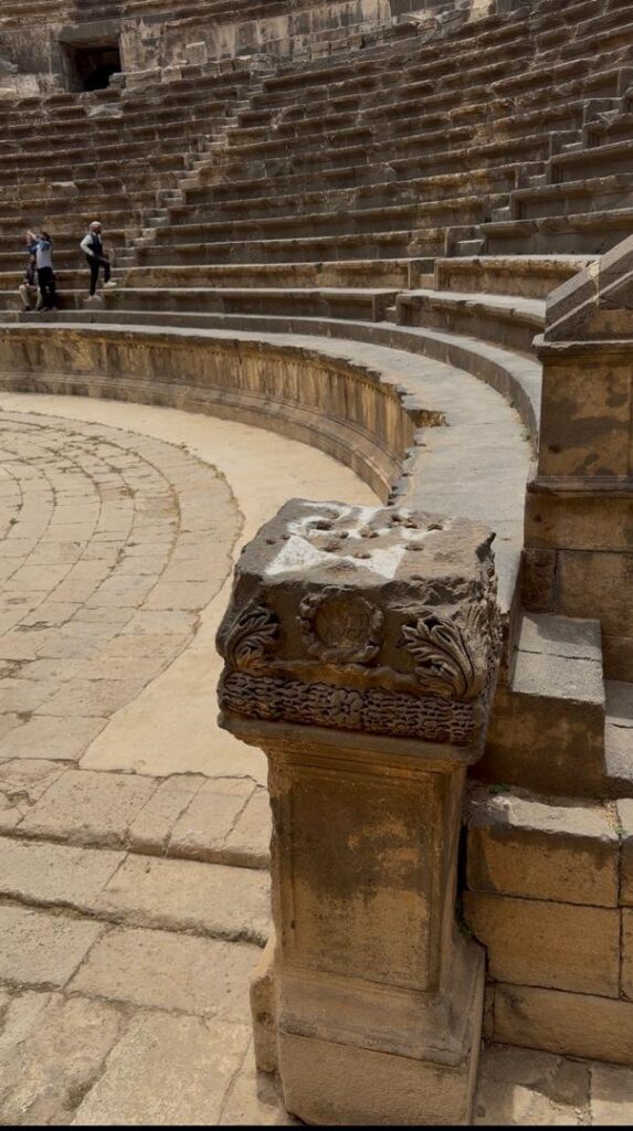 Le théâtre romain de Bosra : le théâtre antique le mieux conservé au monde whatsapp image 2026 07 14 at 12.23.17 pm