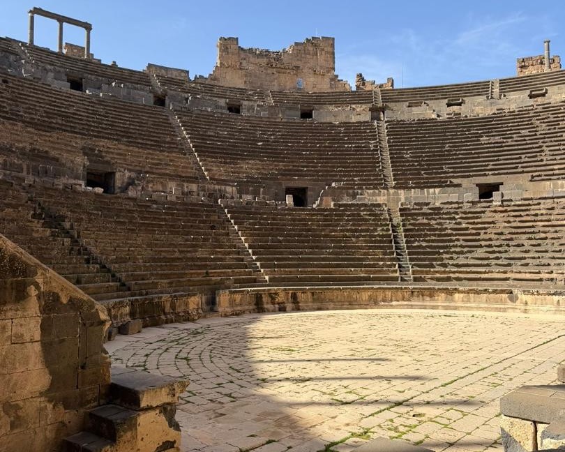 Le théâtre romain de Bosra : le théâtre antique le mieux conservé au monde théatre de bosra